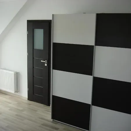 Проживание в семье Goscinne Mariolle