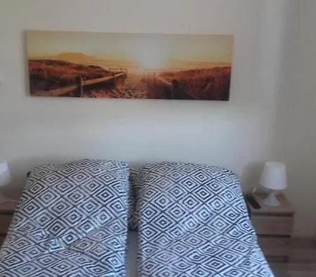 Проживание в семье Goscinne Mariolle *