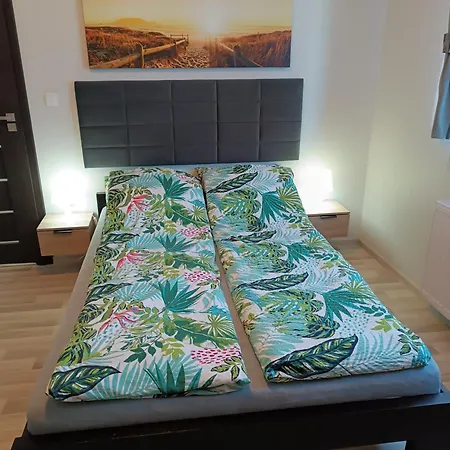 Goscinne Mariolle Виселка